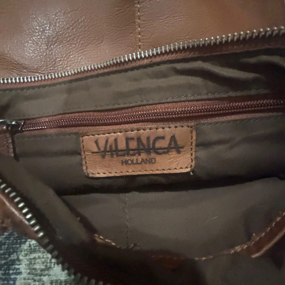 Valenca Holland Minimalist Leather Woven Crossbody Bag 11x10 Adjustable Strap - Picture 3 of 9